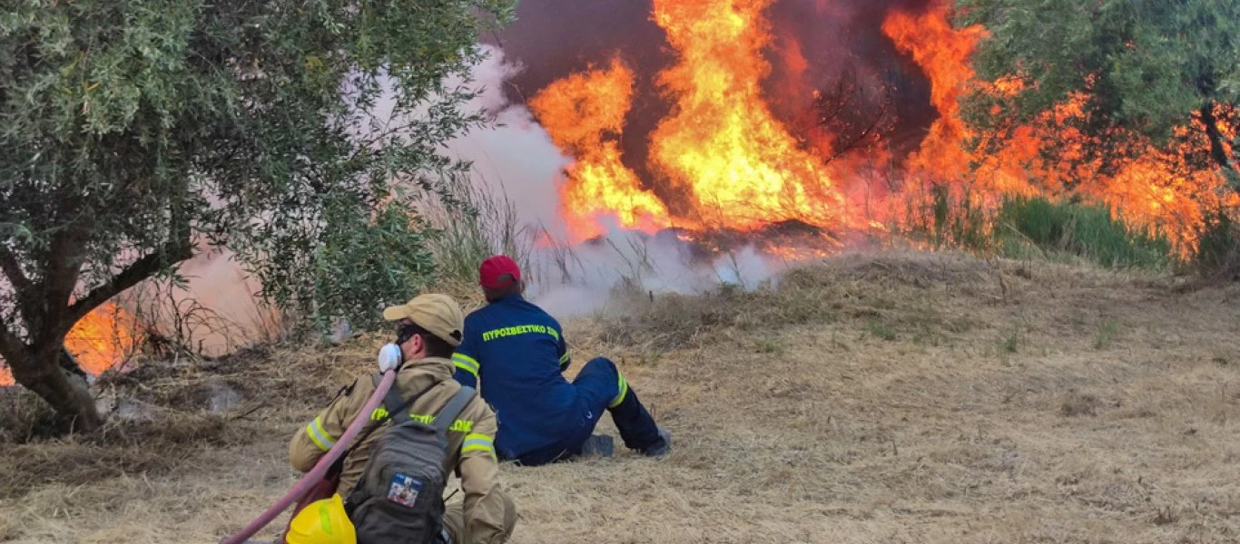 Φωτιά στην Αρχαία Ολυμπία: Μεγάλη αναζωπύρωση στη Νεμούτα